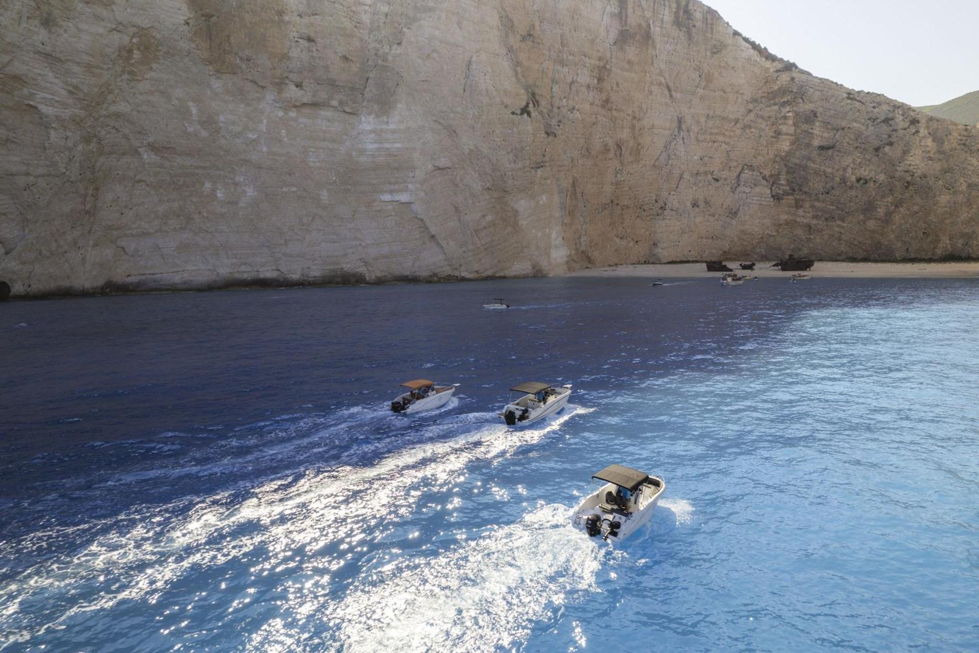 The Sall Suites Complex B - Iconic Sea Views, By Zantewize Ágios Nikolaos Exterior foto